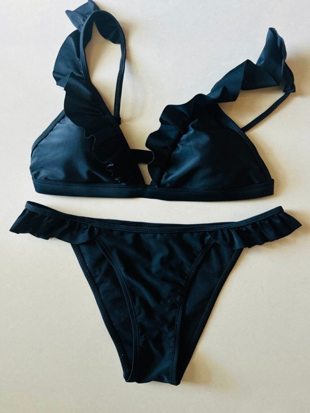 SHEKINI Black Ruffle Bikini Set Size Medium